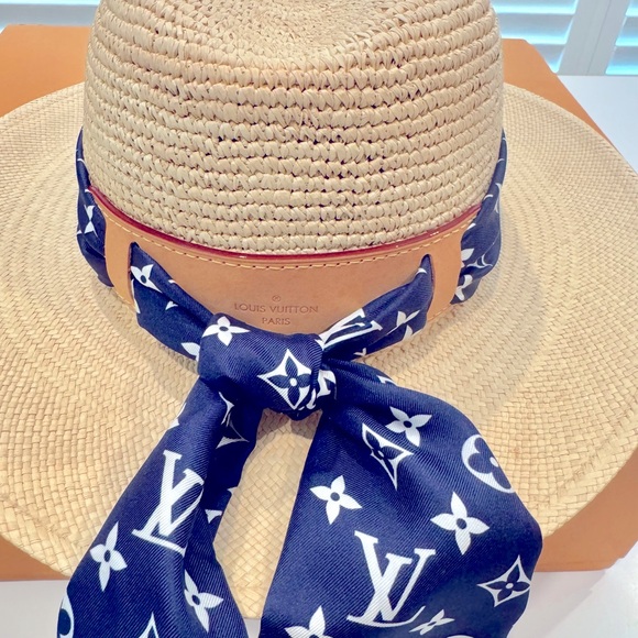 Louis Vuitton Summer Hat - Picture 8 of 10